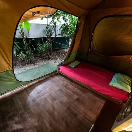 Dougies Backpackers Resort-2